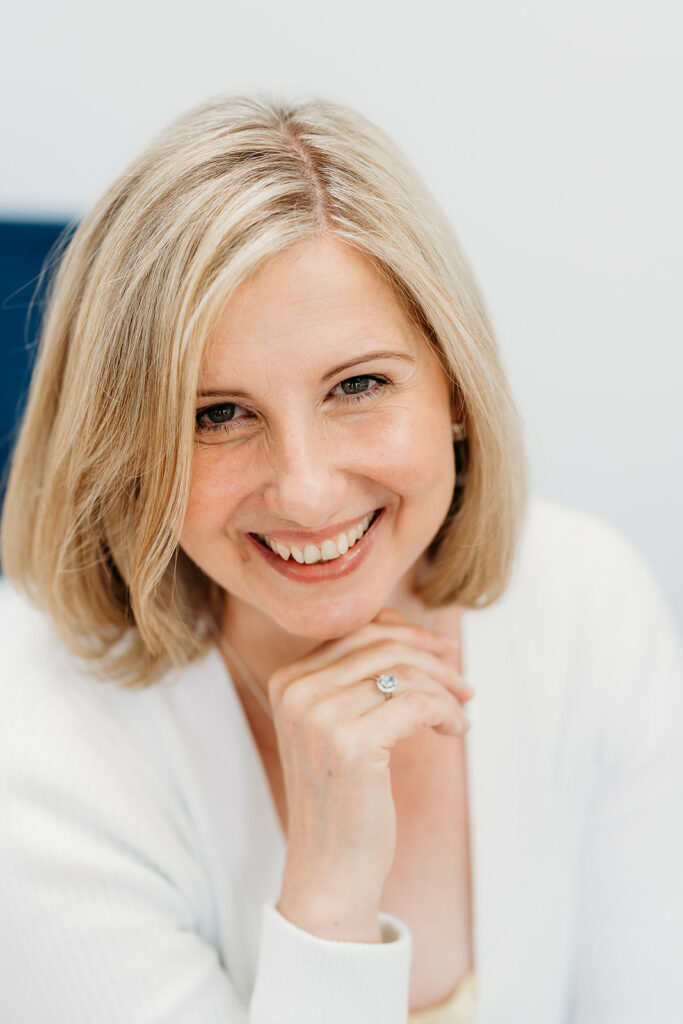 Cancer and chronic illness coaching - Fiona Stimson smiling at camera